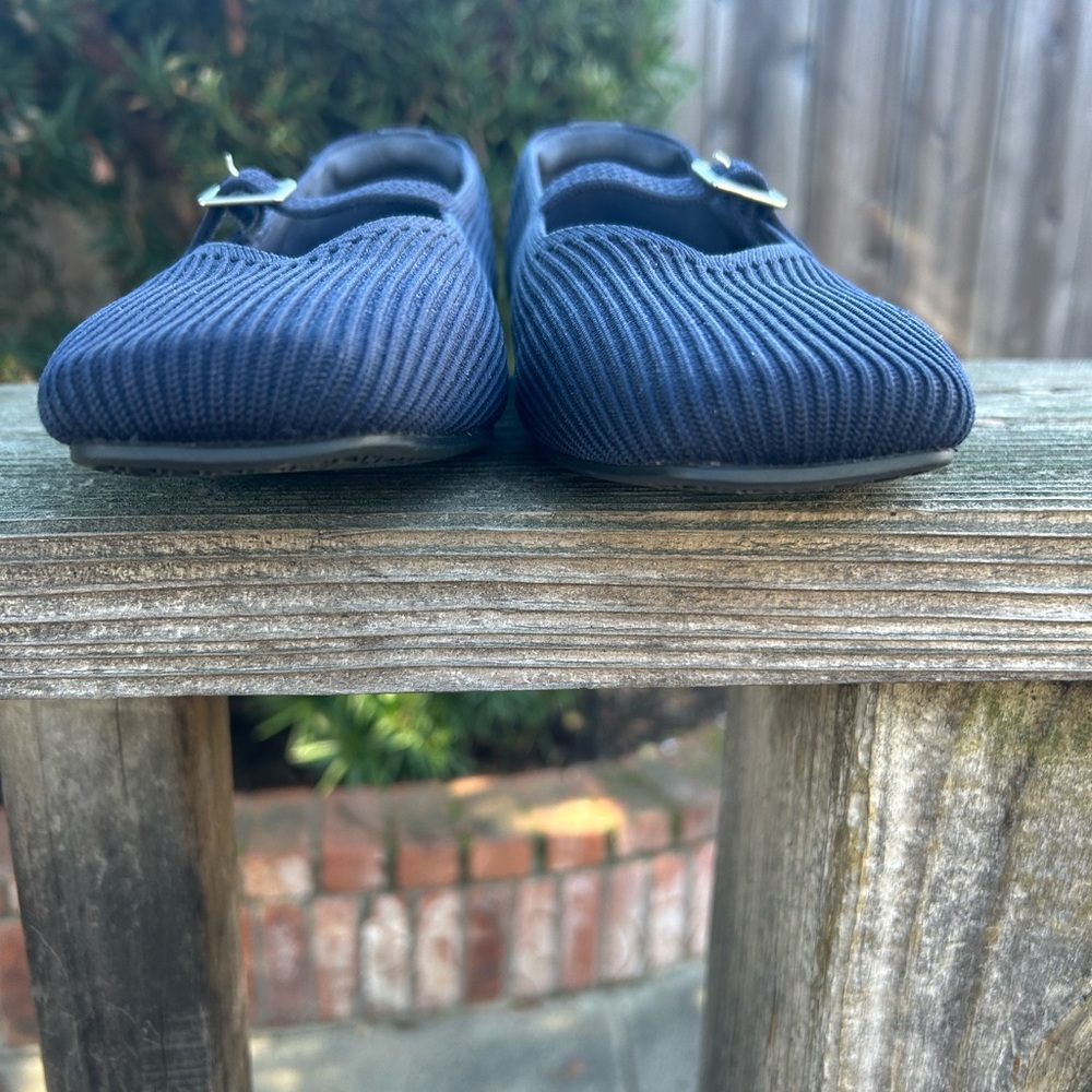 Vivaia Navy Margot Mary Janes. Square toe. Size 39.5 - Picture 3 of 6